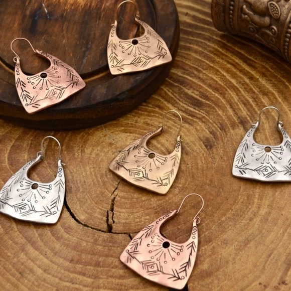 Boho Copper Dangle Earrings - Picture 4 of 4